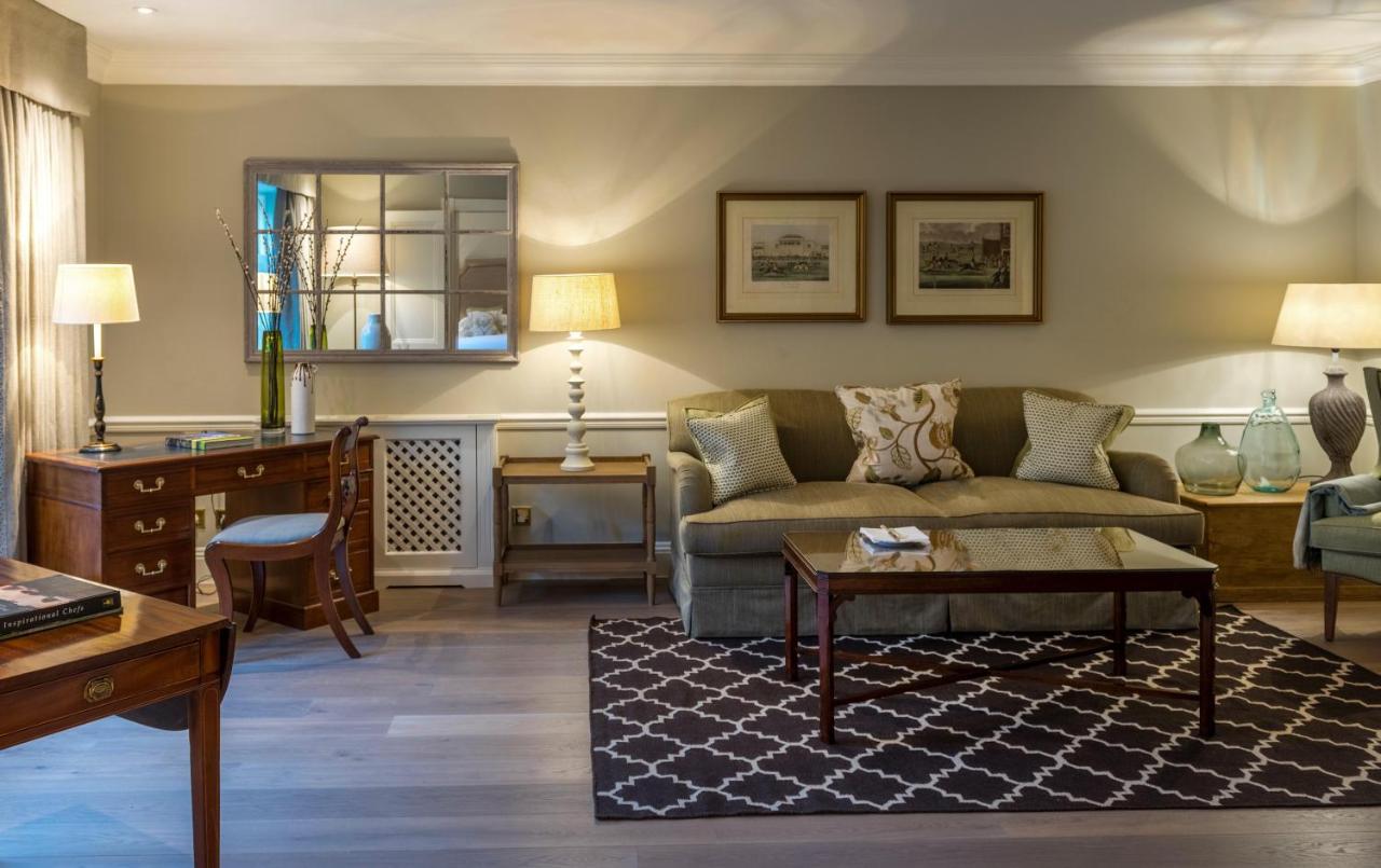 Chewton Glen Hotel - An Iconic Luxury Hotel New Milton Exteriör bild