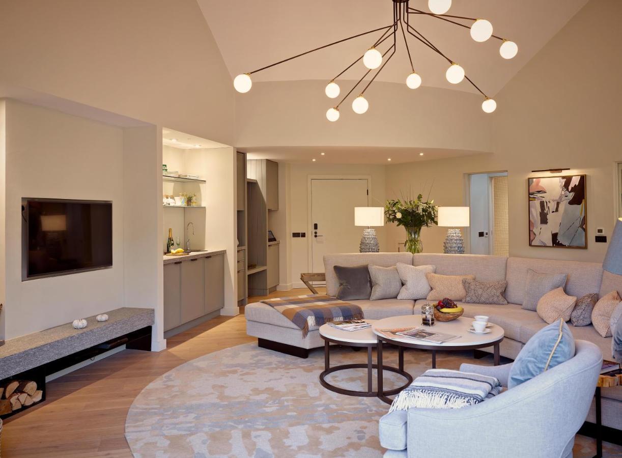 Chewton Glen Hotel - An Iconic Luxury Hotel New Milton Exteriör bild