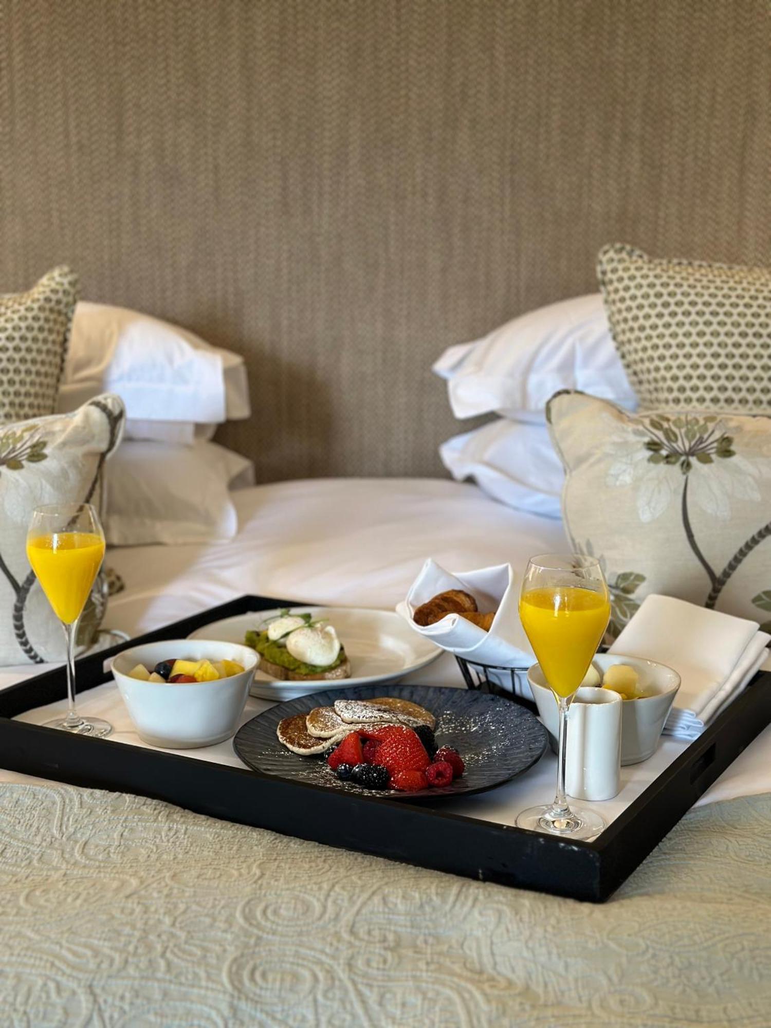 Chewton Glen Hotel - An Iconic Luxury Hotel New Milton Exteriör bild