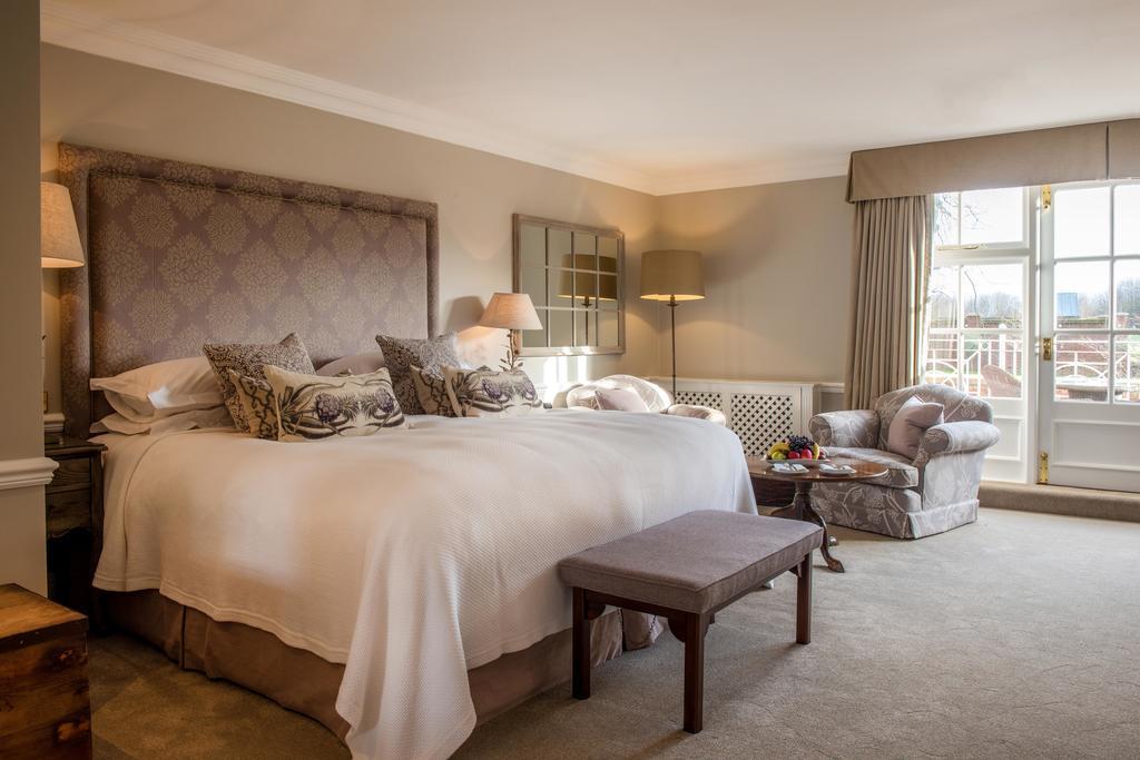 Chewton Glen Hotel - An Iconic Luxury Hotel New Milton Exteriör bild
