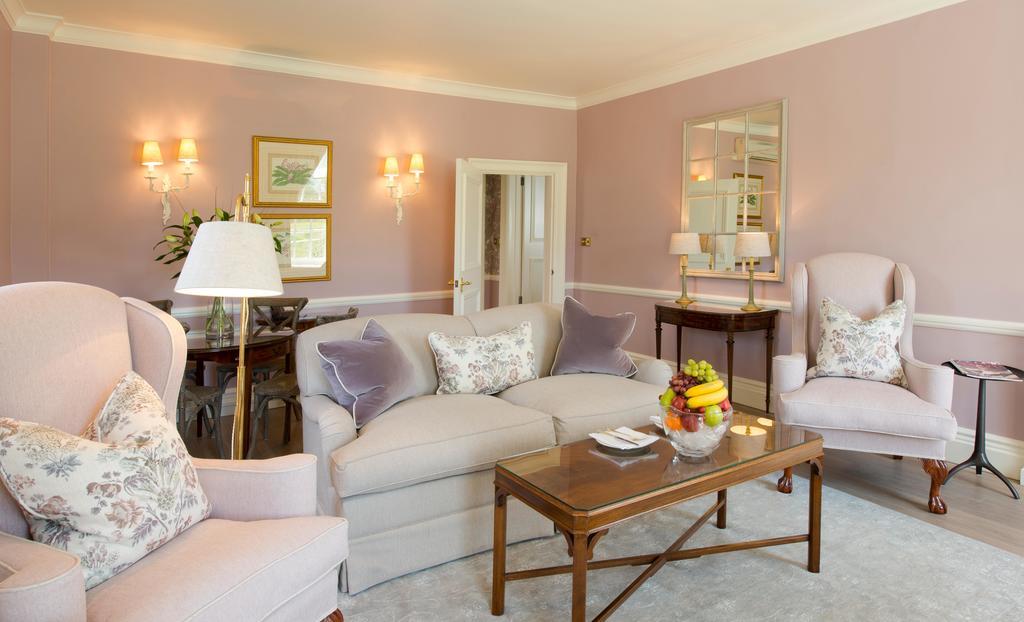 Chewton Glen Hotel - An Iconic Luxury Hotel New Milton Exteriör bild