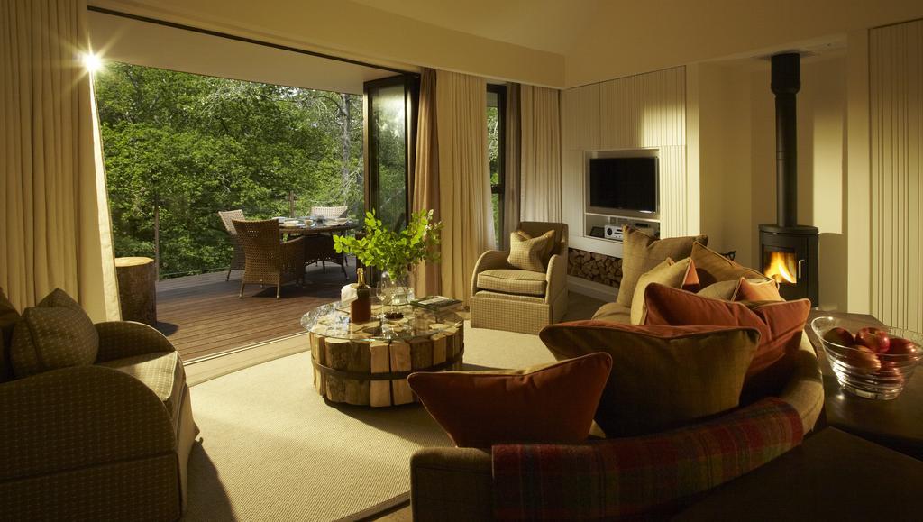 Chewton Glen Hotel - An Iconic Luxury Hotel New Milton Exteriör bild